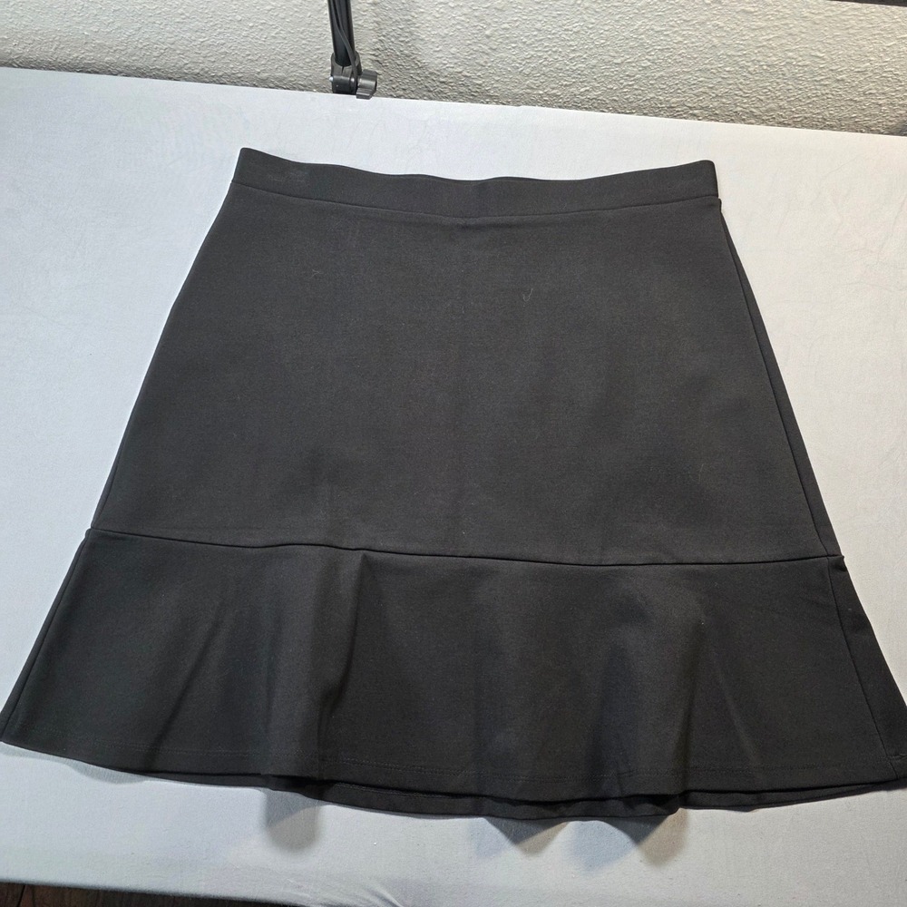 LOFT Black Flounce Hem Mini Skirt Size M‎ Ponte Knit Ruffle Career Casual